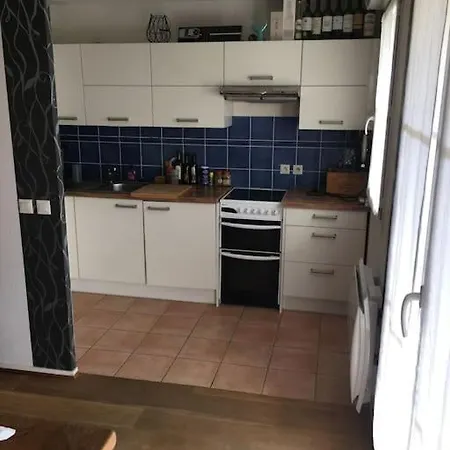 Joli 2 Pieces De 42m² Jo 2024